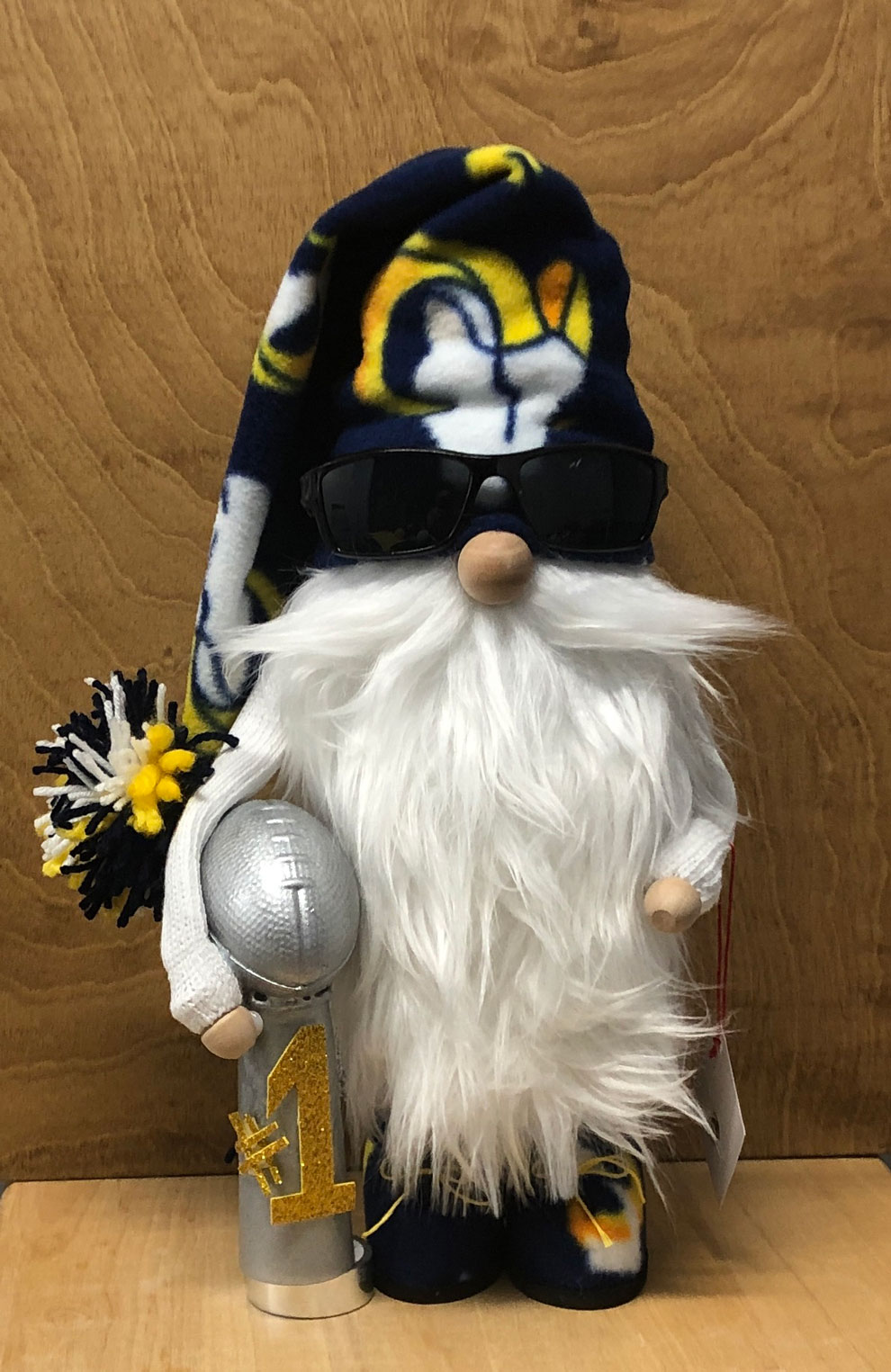 hand crafted LA Rams Championship gnome