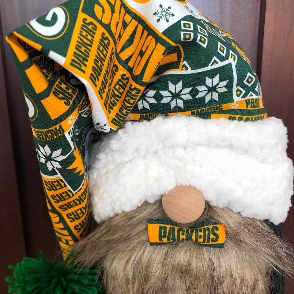 hand crafted NFL Green Bay Packers gnome